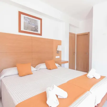 Elegance Playa Arenal Hotel 2*